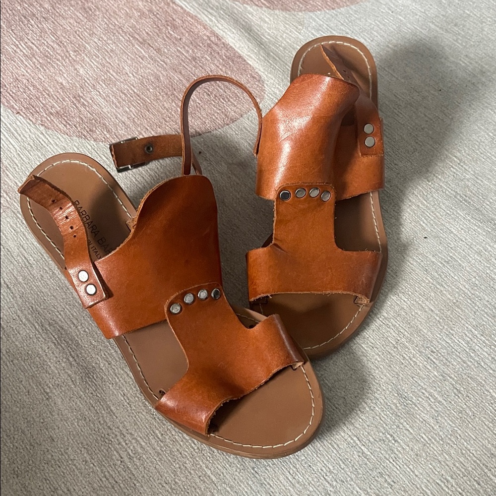 Elegant Tan Leather Sandals